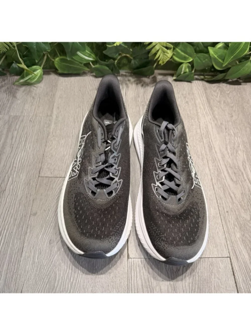 Hoka One One Mach 6 Women 9.5 B Shoes Black White Running Gym Sneaker